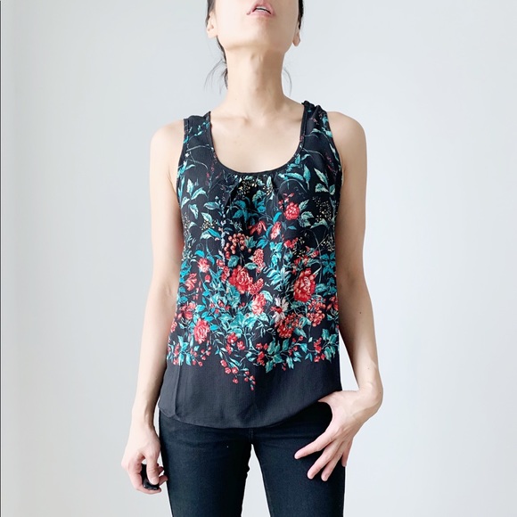BRAND NEW SLEEVELESS FLORAL TANK WITH SEXY BACK DETAIL  - BLACK - Picture 3 of 5